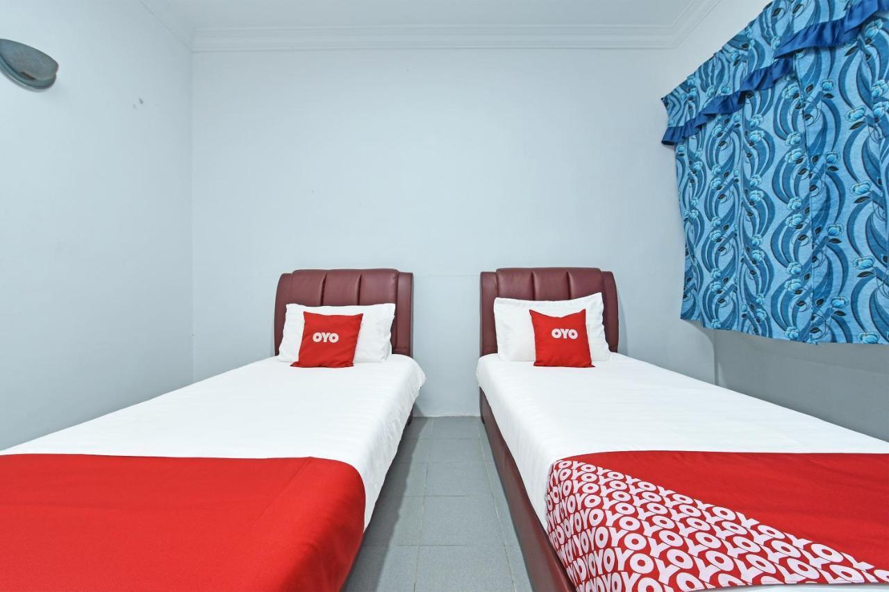 Oyo 90544 M&H Hotel Pengerang Exterior photo